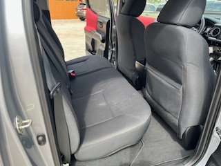 2018 Toyota Tacoma SR5 - Photo 12