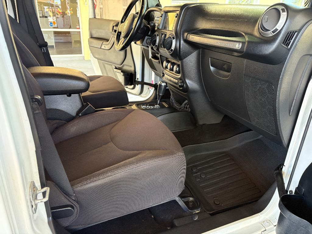 2013 Jeep Wrangler Unlimited Sport - Photo 8